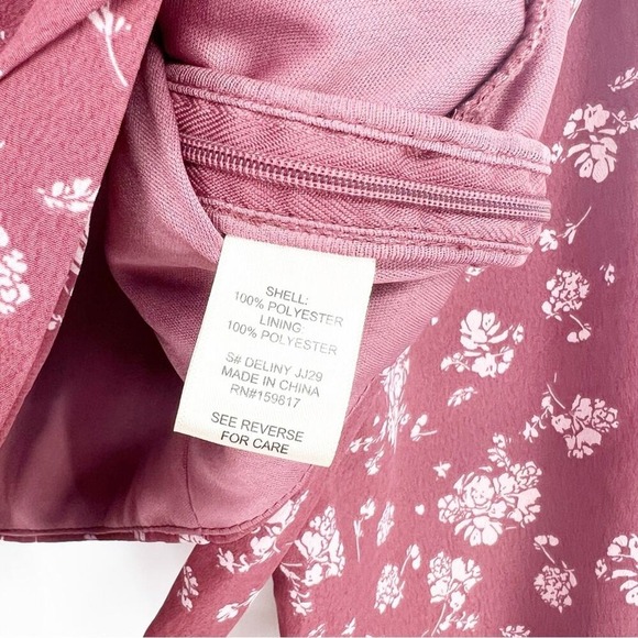 Altar'd State Women's Floral Puff Sleeve Wrap Around Crop Top L - Picture 7 of 7